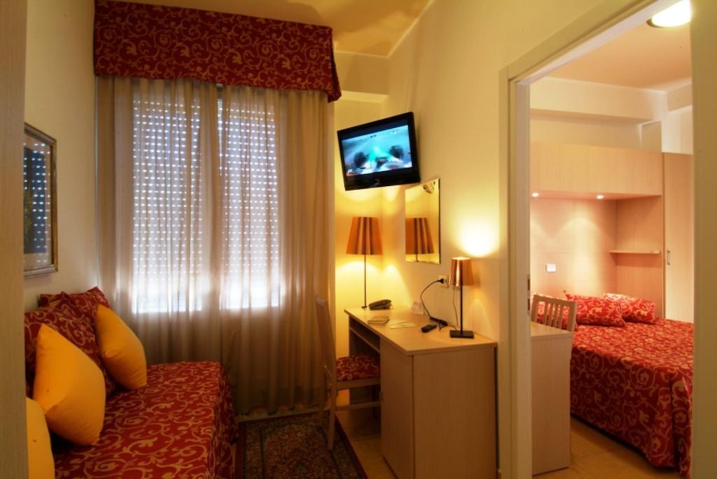 Hotel Mimosa Белариа-Игеа Марина Екстериор снимка