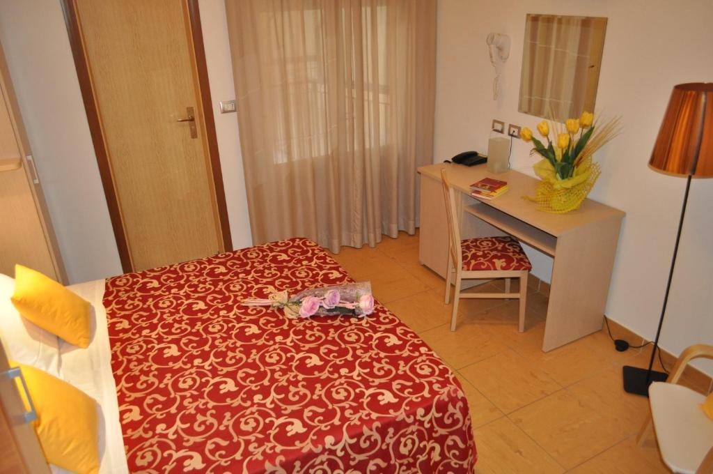 Hotel Mimosa Белариа-Игеа Марина Екстериор снимка
