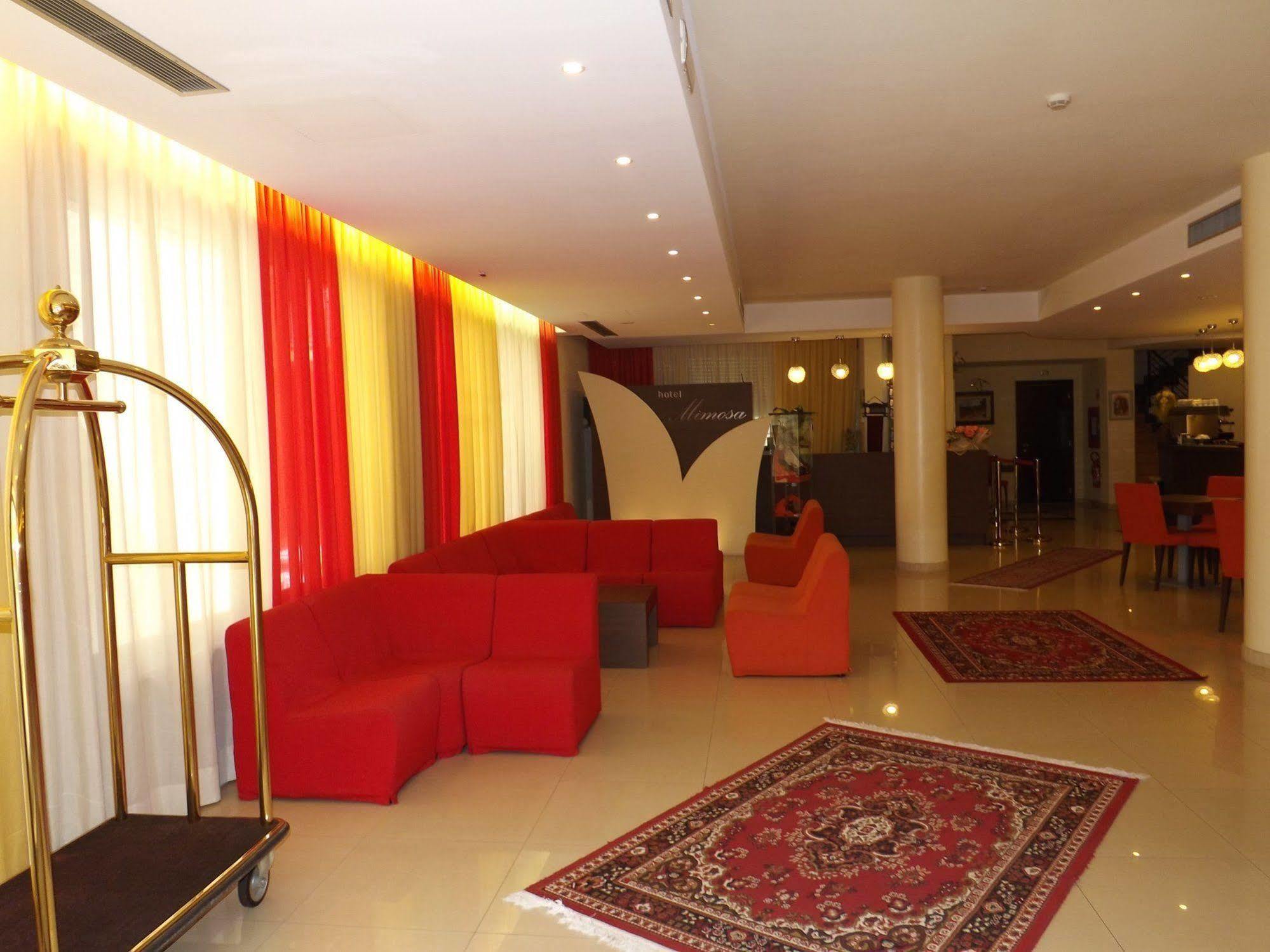 Hotel Mimosa Белариа-Игеа Марина Екстериор снимка