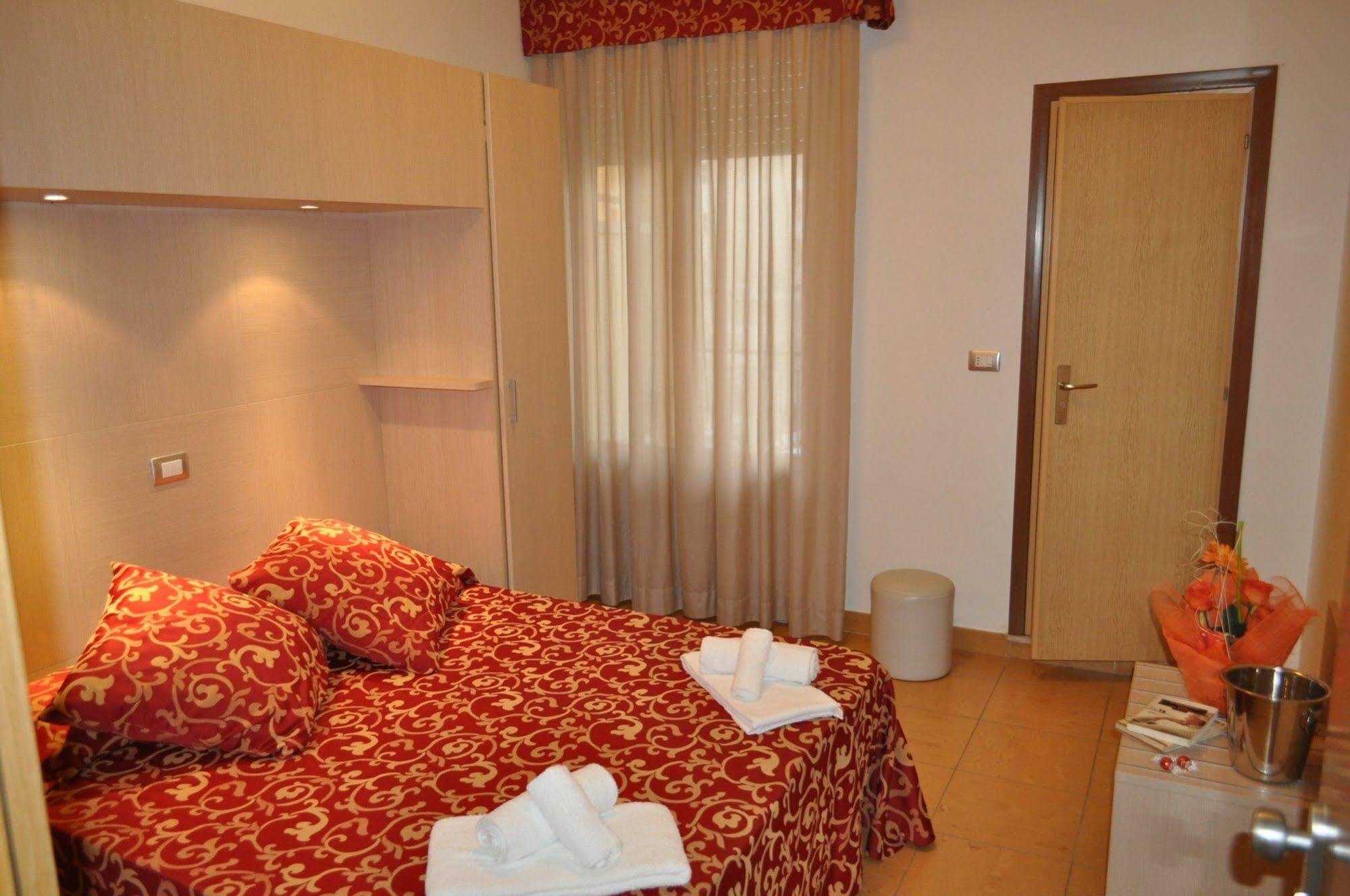 Hotel Mimosa Белариа-Игеа Марина Екстериор снимка