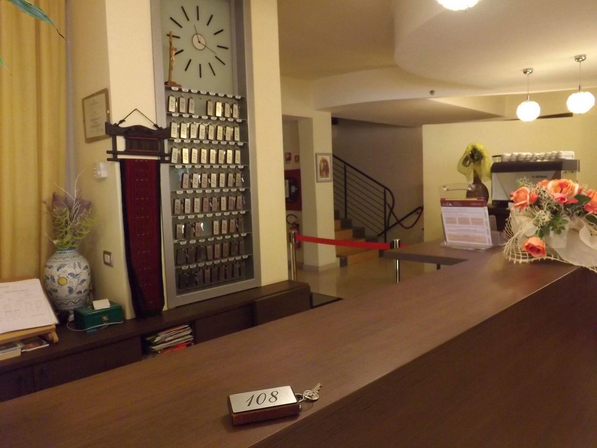 Hotel Mimosa Белариа-Игеа Марина Екстериор снимка