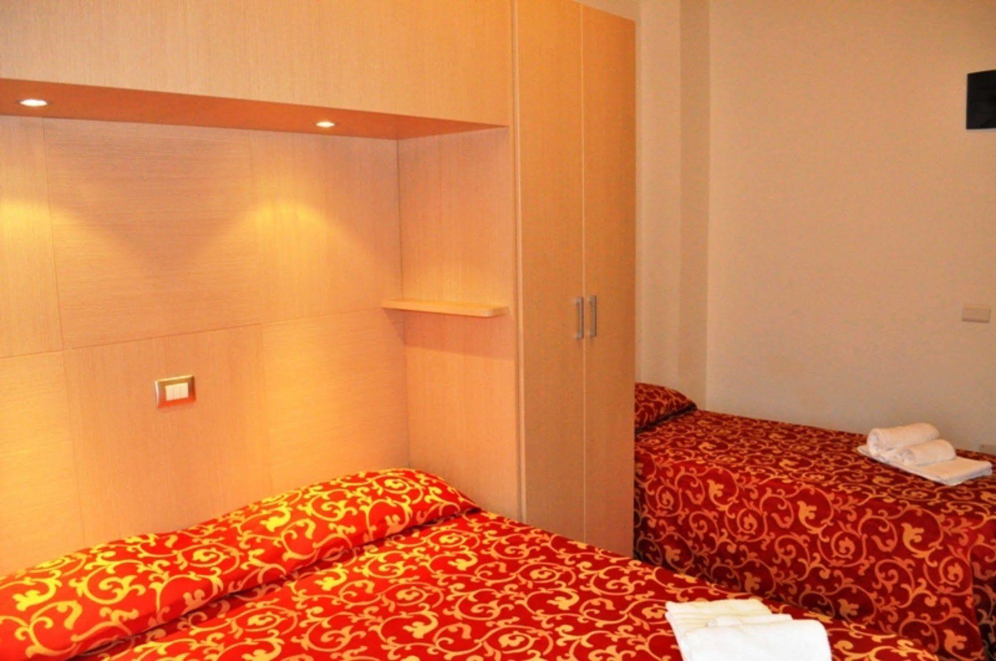 Hotel Mimosa Белариа-Игеа Марина Екстериор снимка