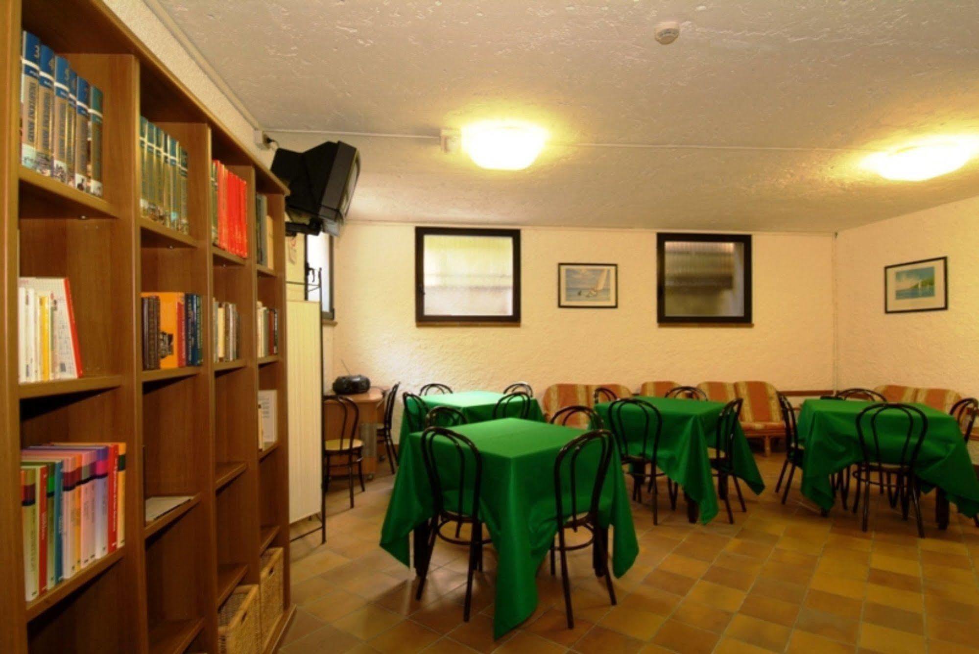 Hotel Mimosa Белариа-Игеа Марина Екстериор снимка
